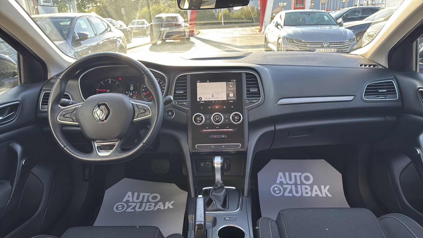 RENAULT MEGANE GRANDTOUR 2022 • PREMIUM jamstvo • AutoZubak Rabljena, fotografija 11