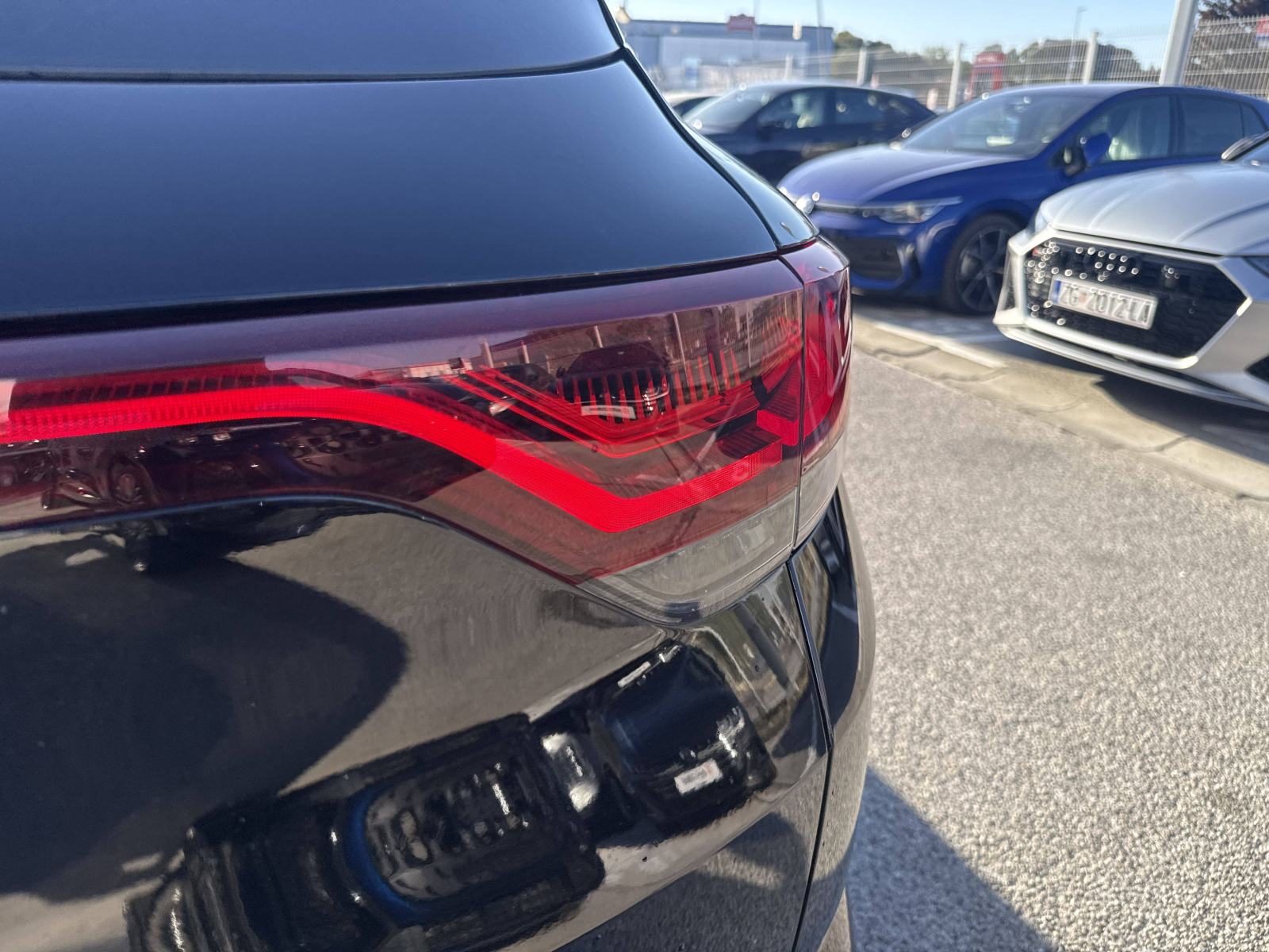 RENAULT MEGANE GRANDTOUR 2022 • PREMIUM jamstvo • AutoZubak Rabljena, fotografija 16