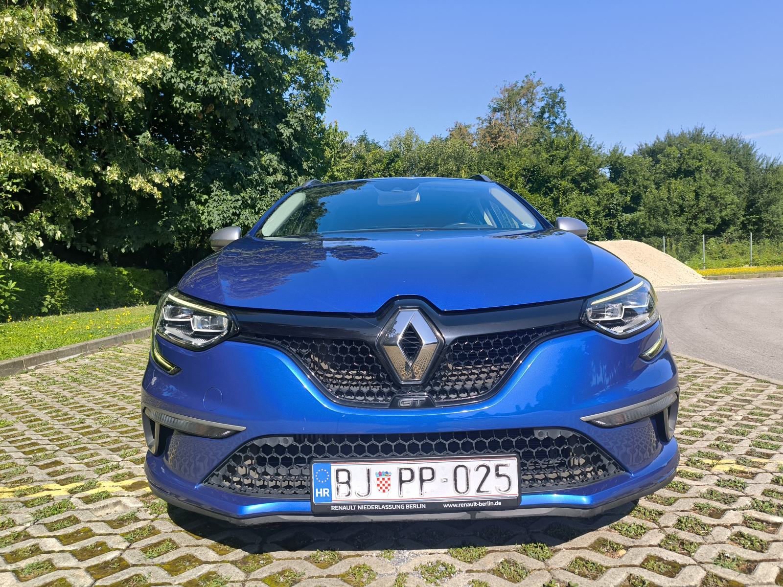 Renault Megane Grandtour 205 GT, 4CONTROL, FULL LED, EKSTRA STANJE, fotografija 3