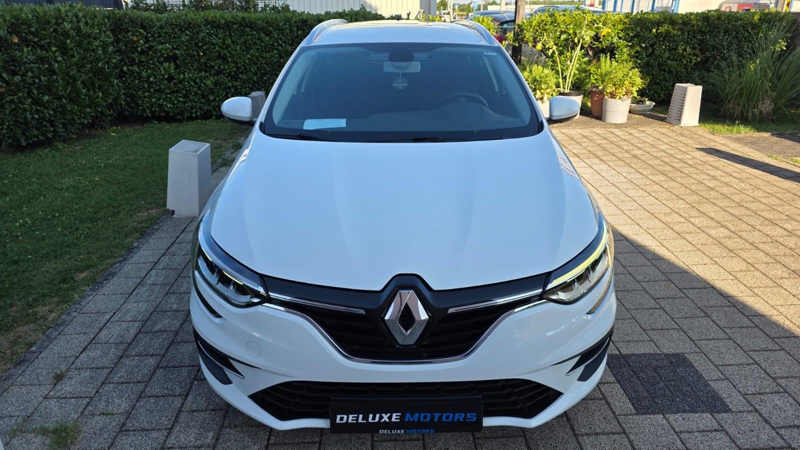 Renault Megane Grandtour Blue dCi 115 HR vozilo, fotografija 3