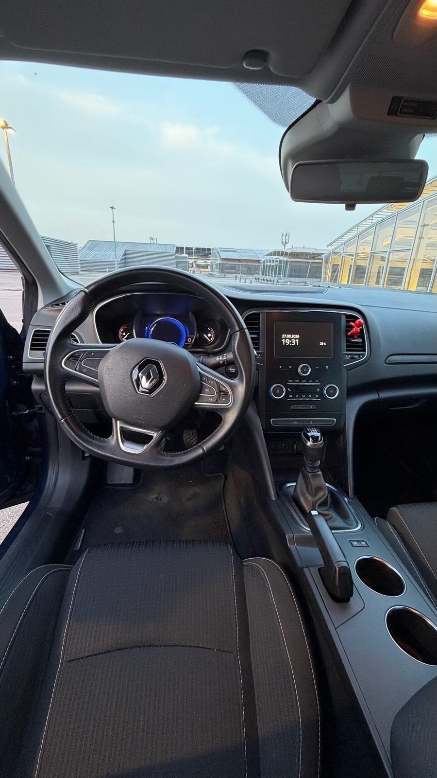 Renault Megane Grandtour Blue dCi 115, fotografija 11