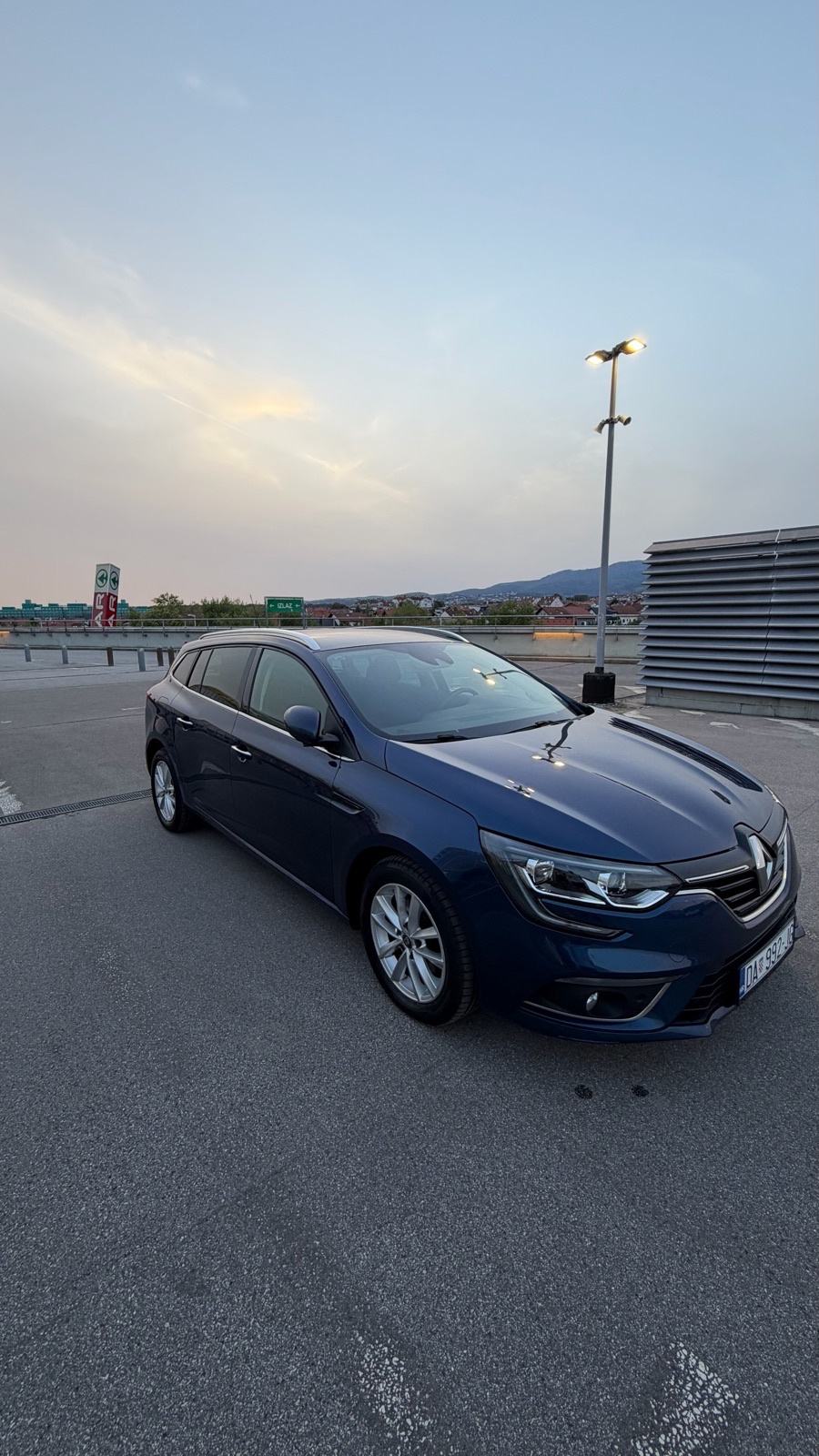 Renault Megane Grandtour Blue dCi 115, fotografija 3