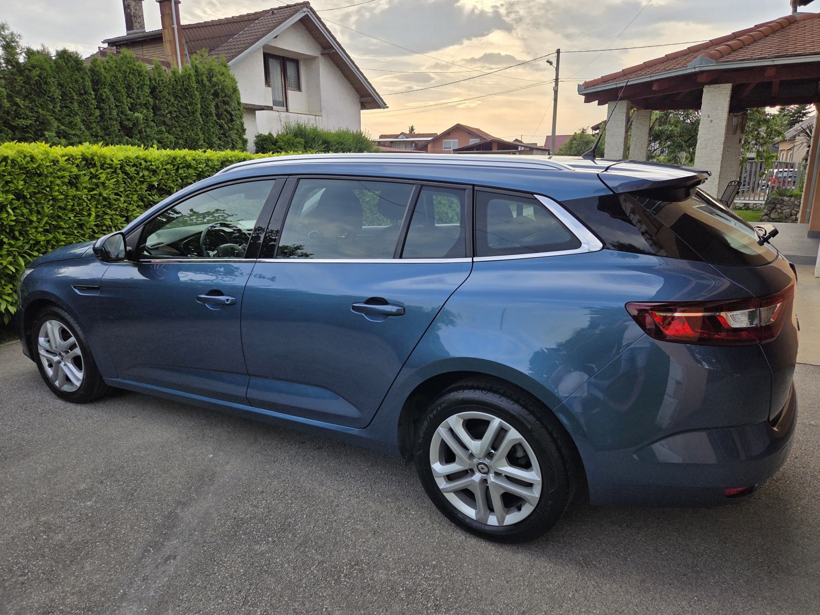 Renault Megane Grandtour dCi 110 #ODLIČAN, MOGUČA ZAMJENA#, fotografija 5