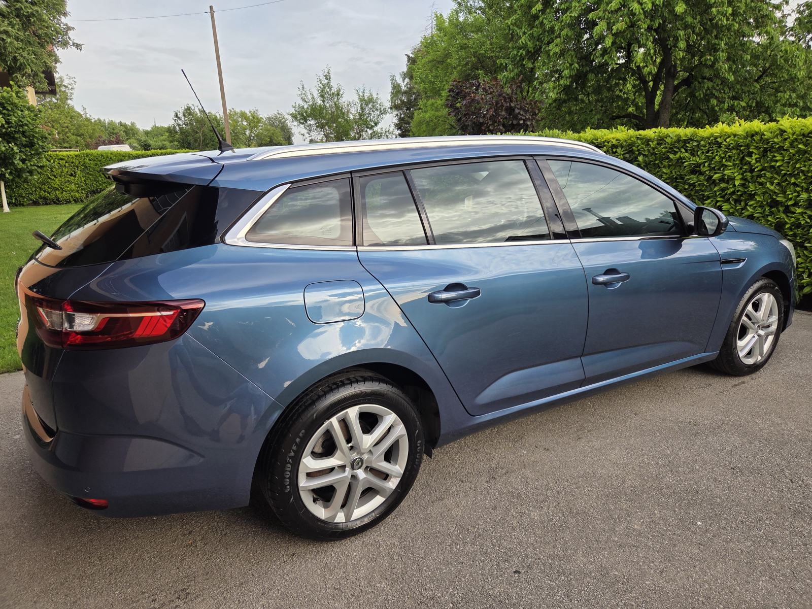 Renault Megane Grandtour dCi 110 #ODLIČAN, MOGUČA ZAMJENA#, fotografija 7