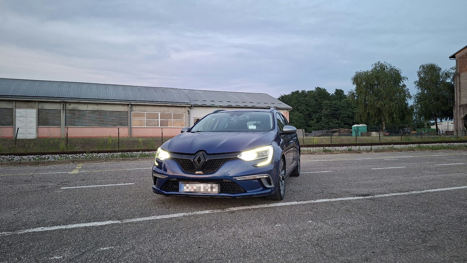 Renault Megane Grandtour dCi 165 GT automatik, fotografija 8