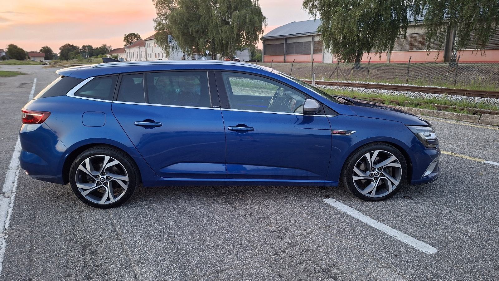 Renault Megane Grandtour dCi 165 GT automatik, fotografija 7