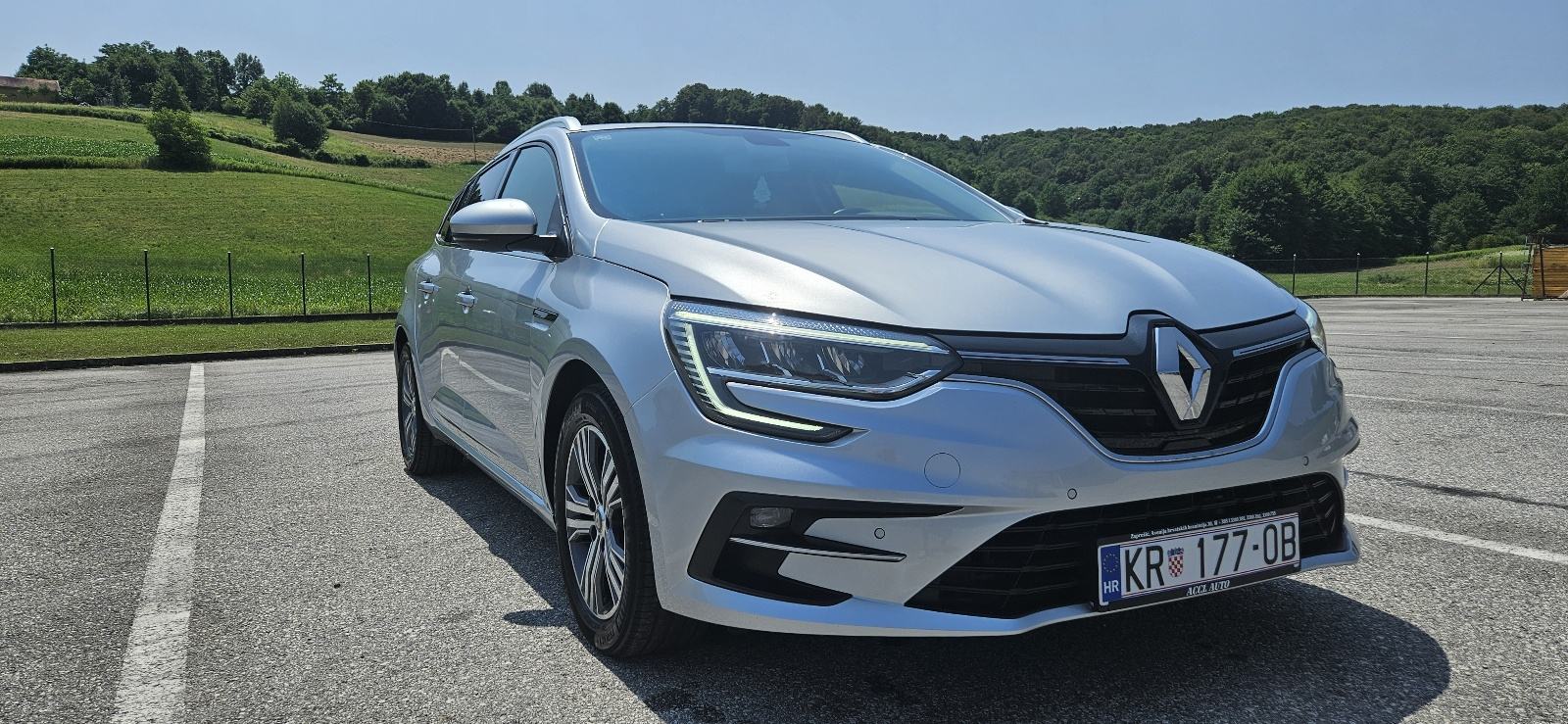 Renault Megane Grandtour 1.5 dCi automatik, fotografija 2