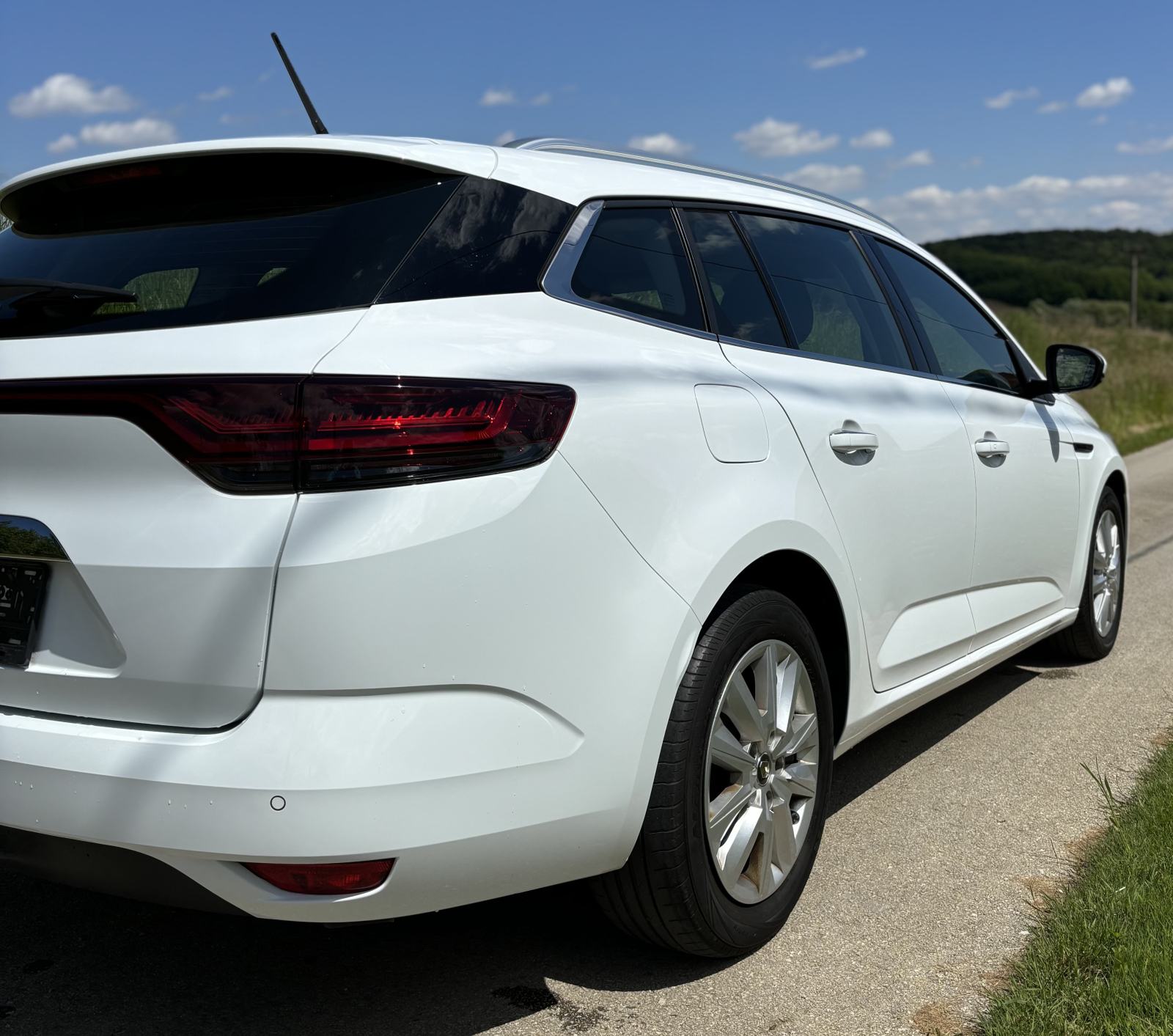 Renault Megane Grandtour dCi, kamera, grijanje sjedala, fotografija 6