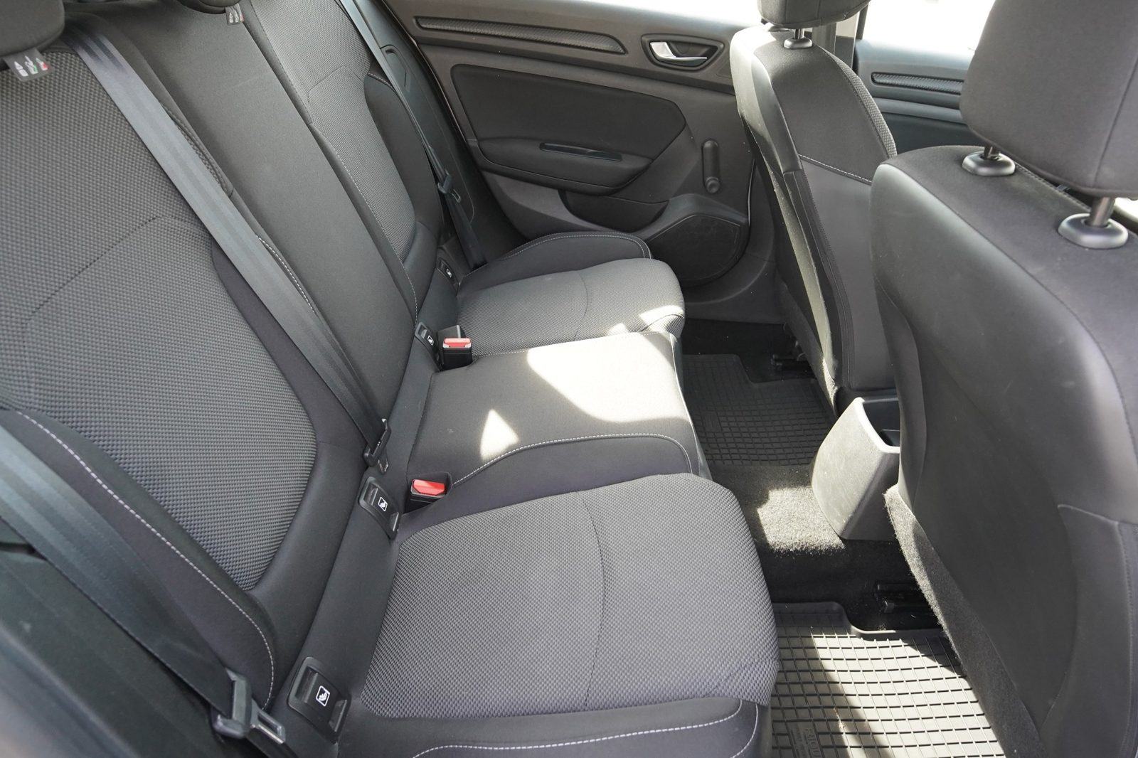 Renault Megane Grandtour dCi#SERVISNA#JAMSTVO#LEASING BEZ UČEŠĆA#PDV#, fotografija 19