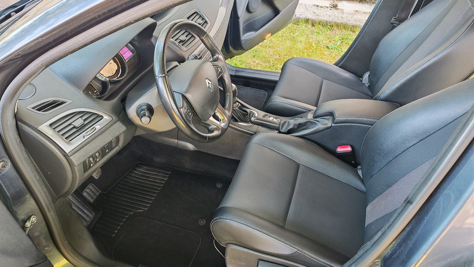 Renault Megane Grandtour 1.5 dCi, fotografija 8