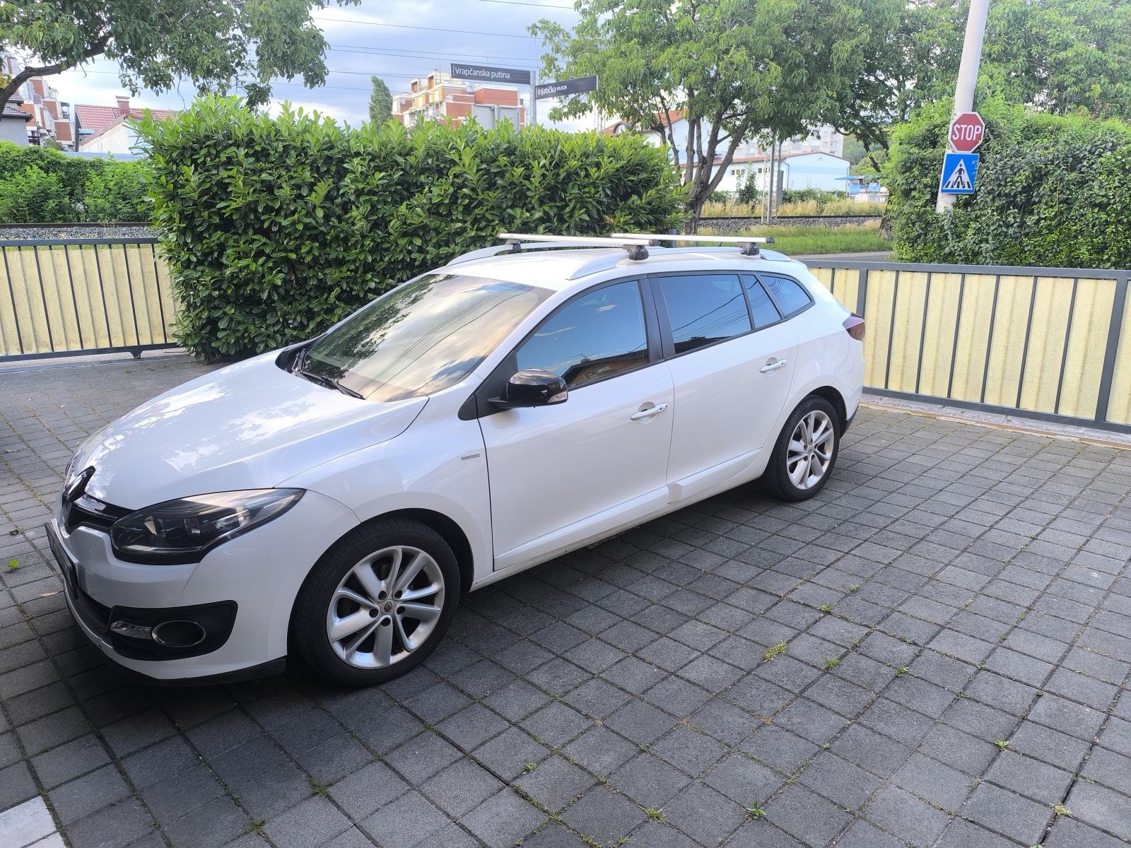 Renault Megane Grandtour III Limited 1.5 dCi 2016., pogled izvana - slika 1