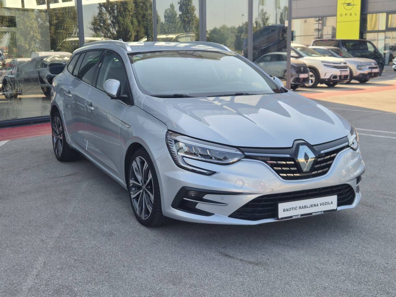 Renault Megane Grandtour Intens Blue dCi 115, fotografija 3