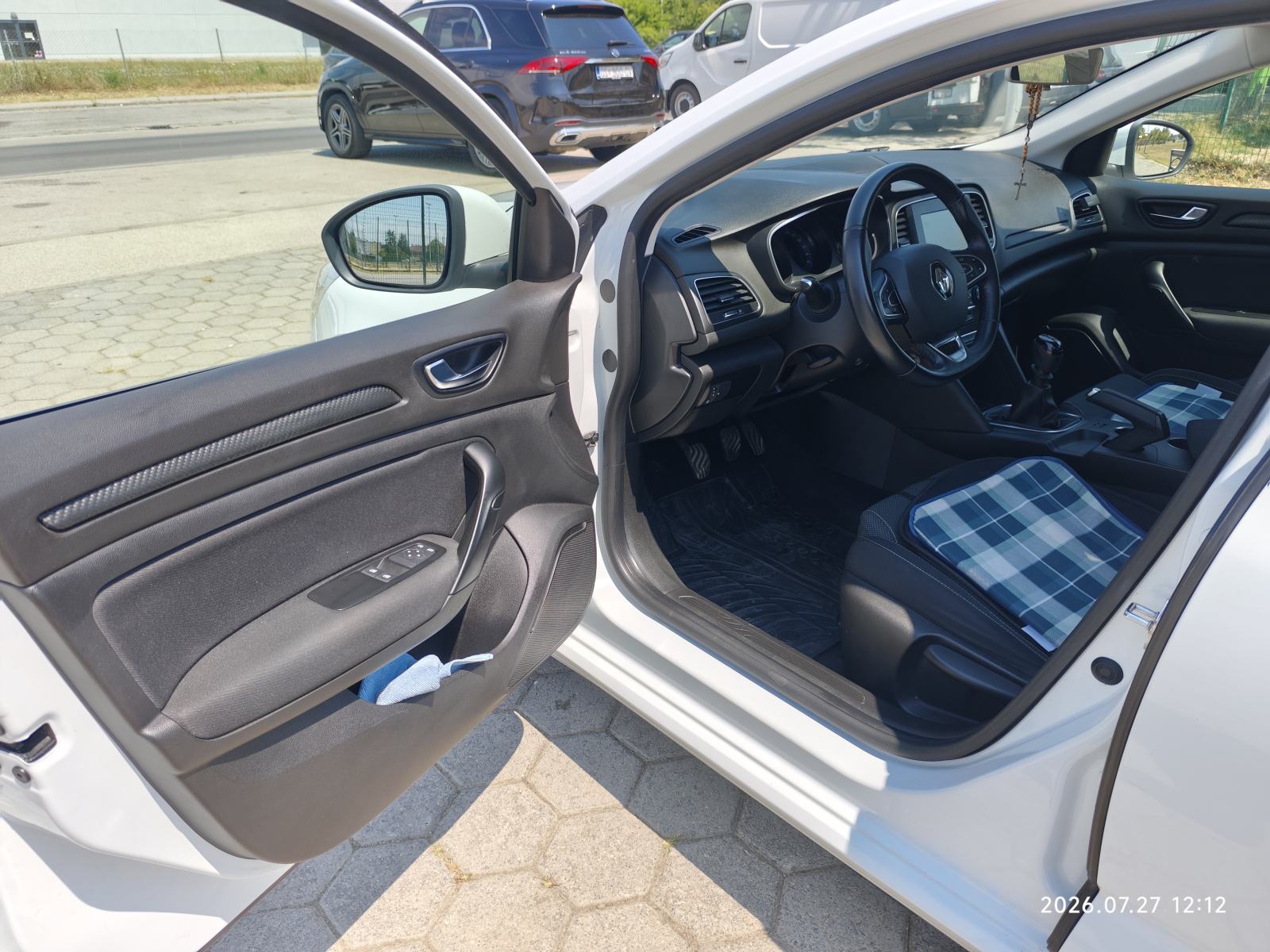 Renault Megane IV 1.5 dCi, 125800 km, Registriran do 26.07.2027., fotografija 10