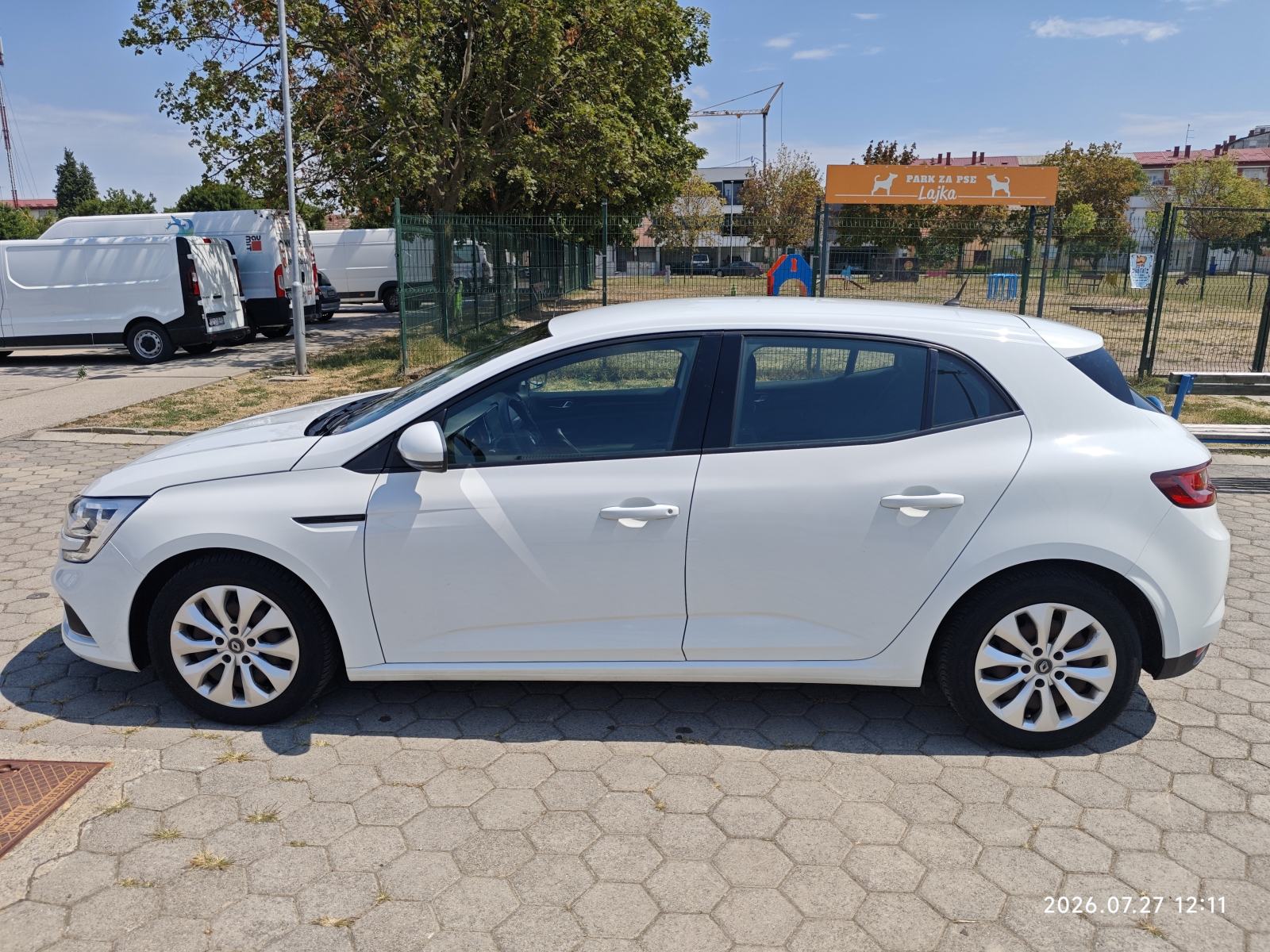Renault Megane IV 1.5 dCi, 125800 km, Registriran do 26.07.2027., fotografija 2
