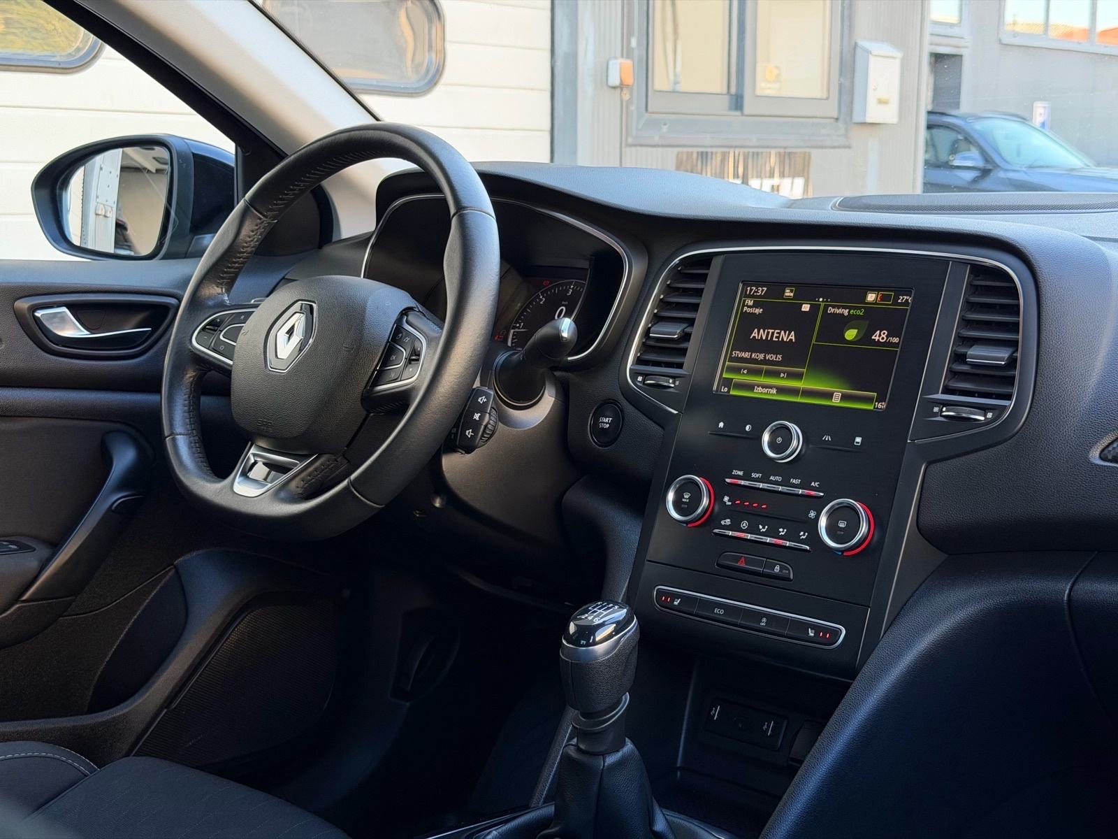 RENAULT MEGANE LIMITED dCi 115, REGISTRIRAN 7/2027, fotografija 18