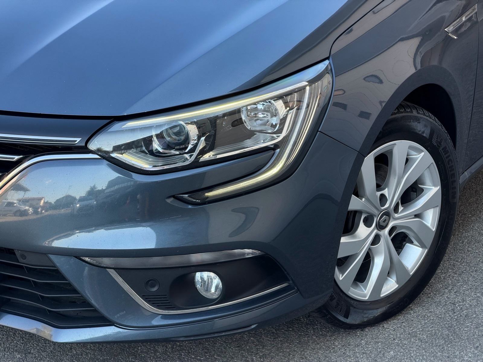 RENAULT MEGANE LIMITED dCi 115, REGISTRIRAN 7/2027, pogled izvana - slika 5