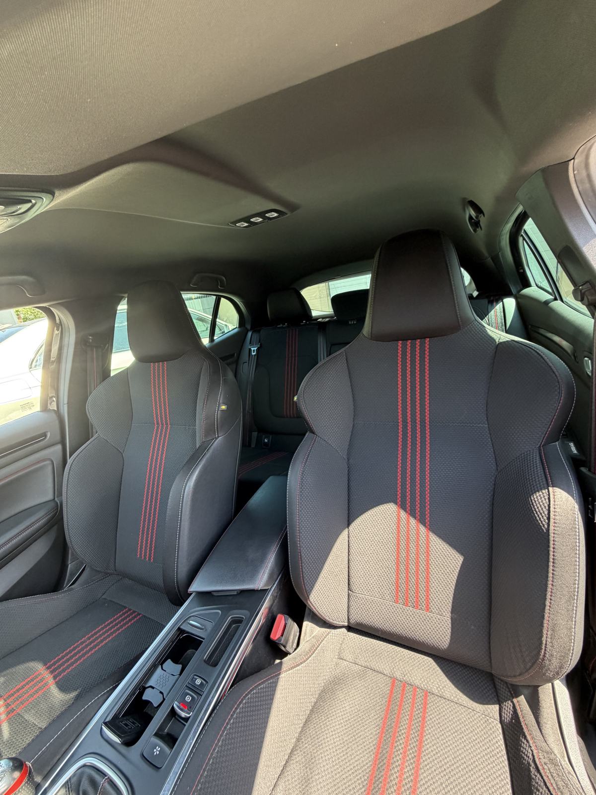 Renault Megane R.S. LINE 1.3TCe 140 Facelift, fotografija 12
