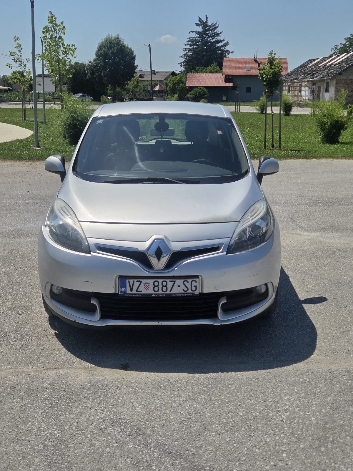 Renault Megane Scenic 1.5 dci***Reg.god.dana ***Placanje kreditnim kar, fotografija 2