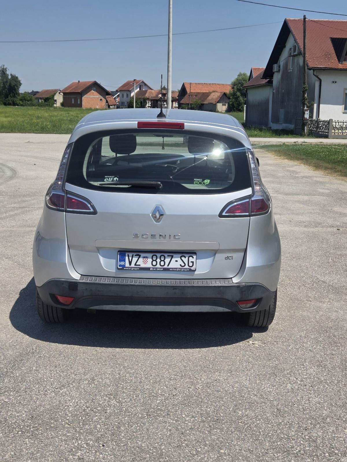 Renault Megane Scenic 1.5 dci***Reg.god.dana ***Placanje kreditnim kar, fotografija 5