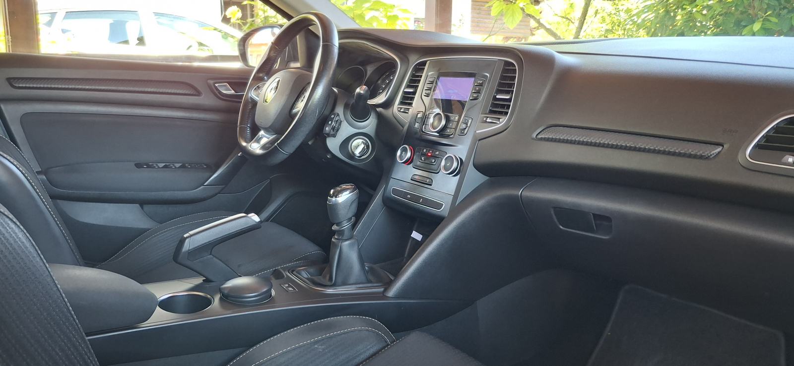 Renault Megane 1.2 TCe ZEN 74kW, 87000km, reg.06/27 + poklon, fotografija 11