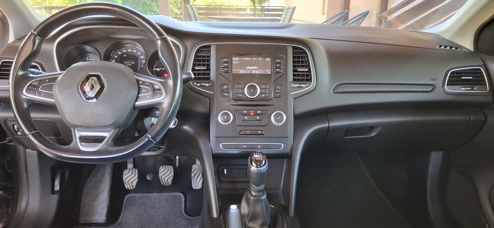 Renault Megane 1.2 TCe ZEN 74kW, 87000km, reg.06/27 + poklon, fotografija 9