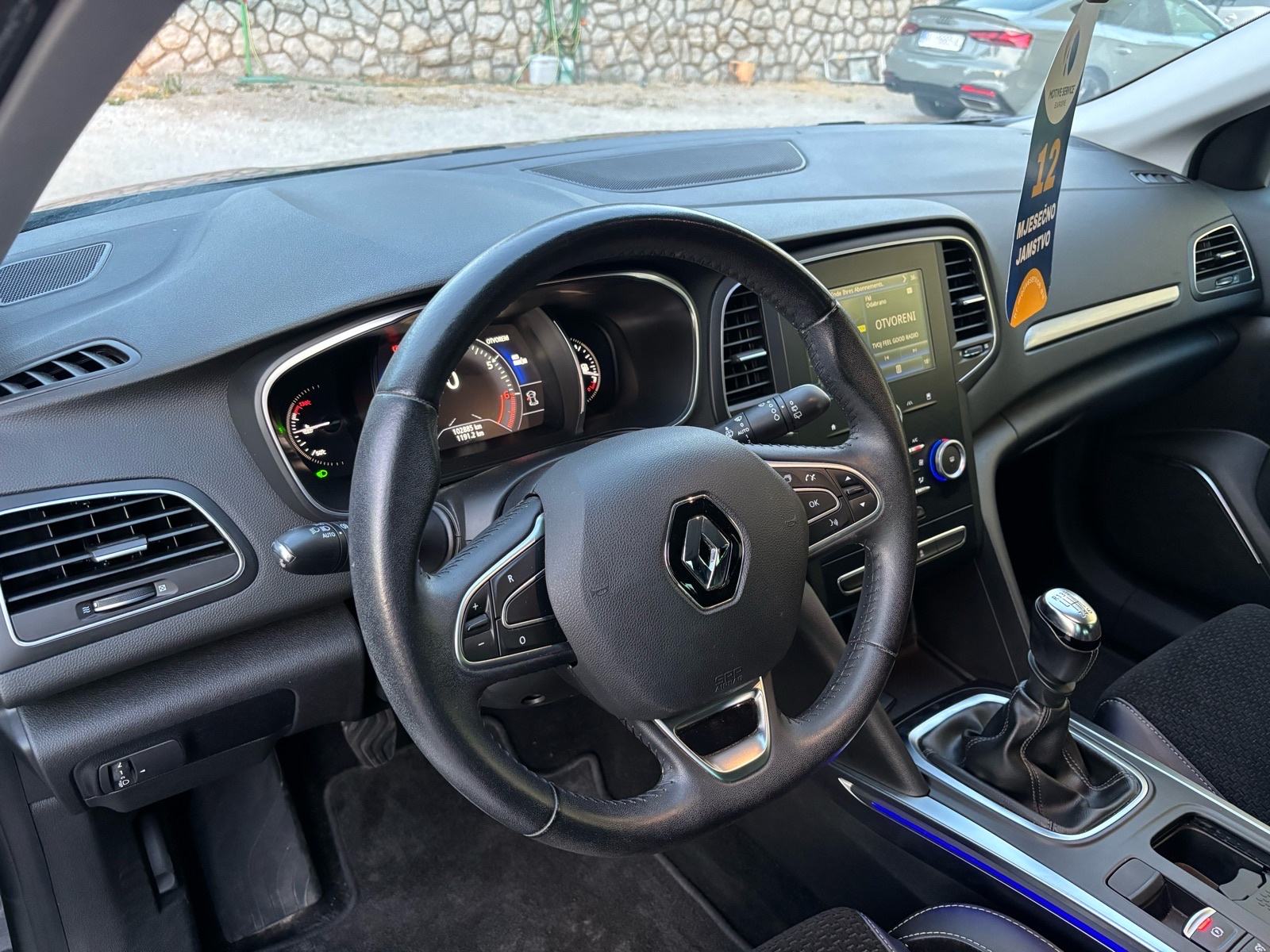 Renault Megane TCe 100,TOP OPREMA,KOMPL.SERVISNA,JAMSTVO., fotografija 11