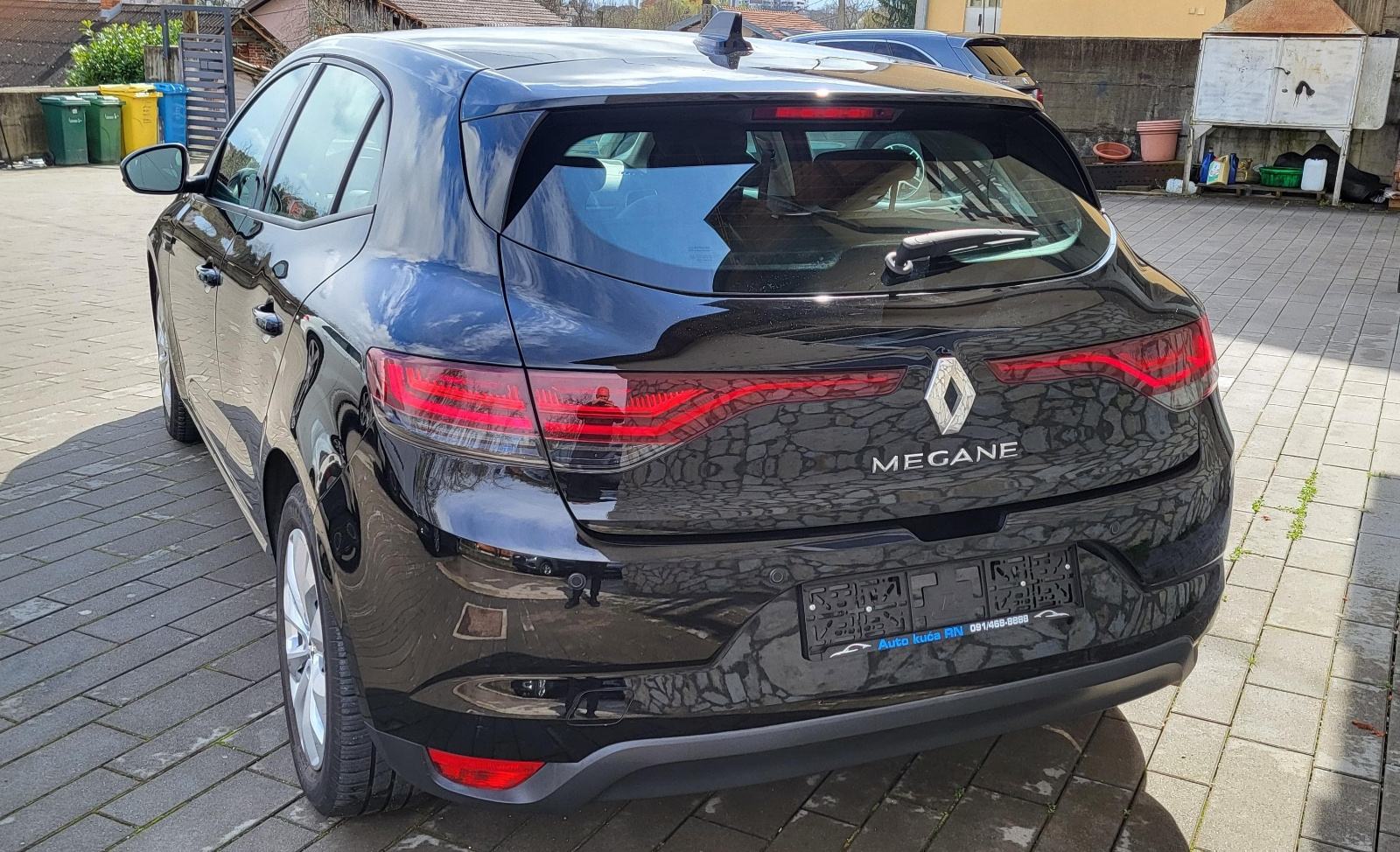 Renault Megane TCe 115 ks tempomat parkirni senzori, fotografija 3