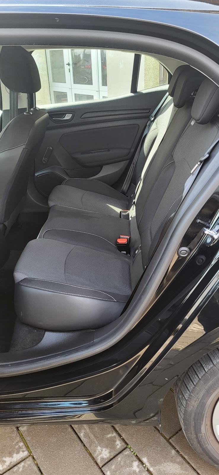 Renault Megane TCe 115 ks tempomat parkirni senzori, fotografija 13