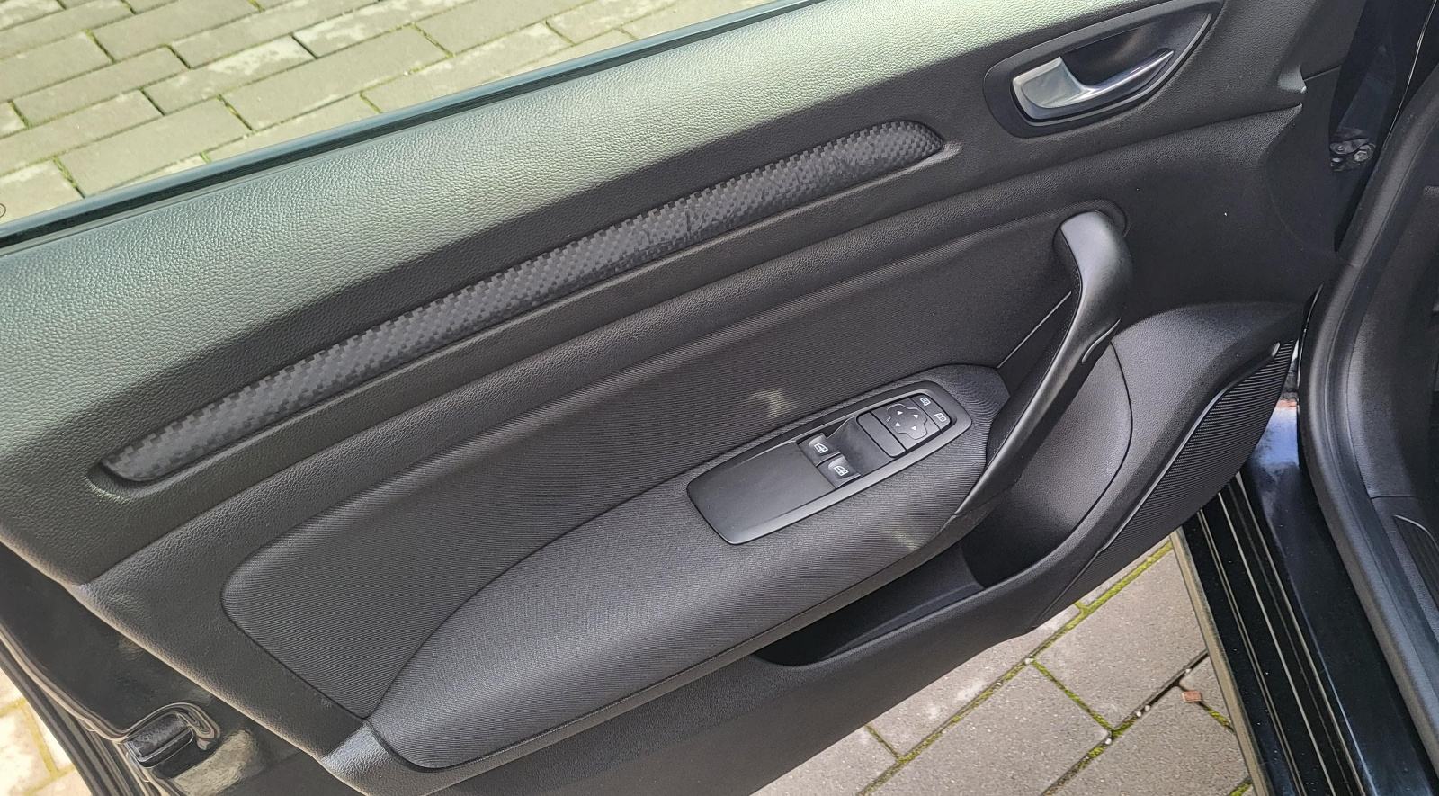 Renault Megane TCe 115 ks tempomat parkirni senzori, fotografija 8