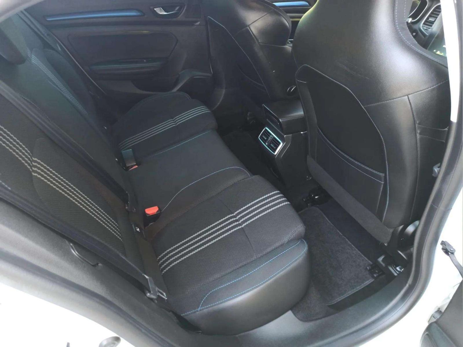 Renault Megane TCe 130, GT-Line, fotografija 17