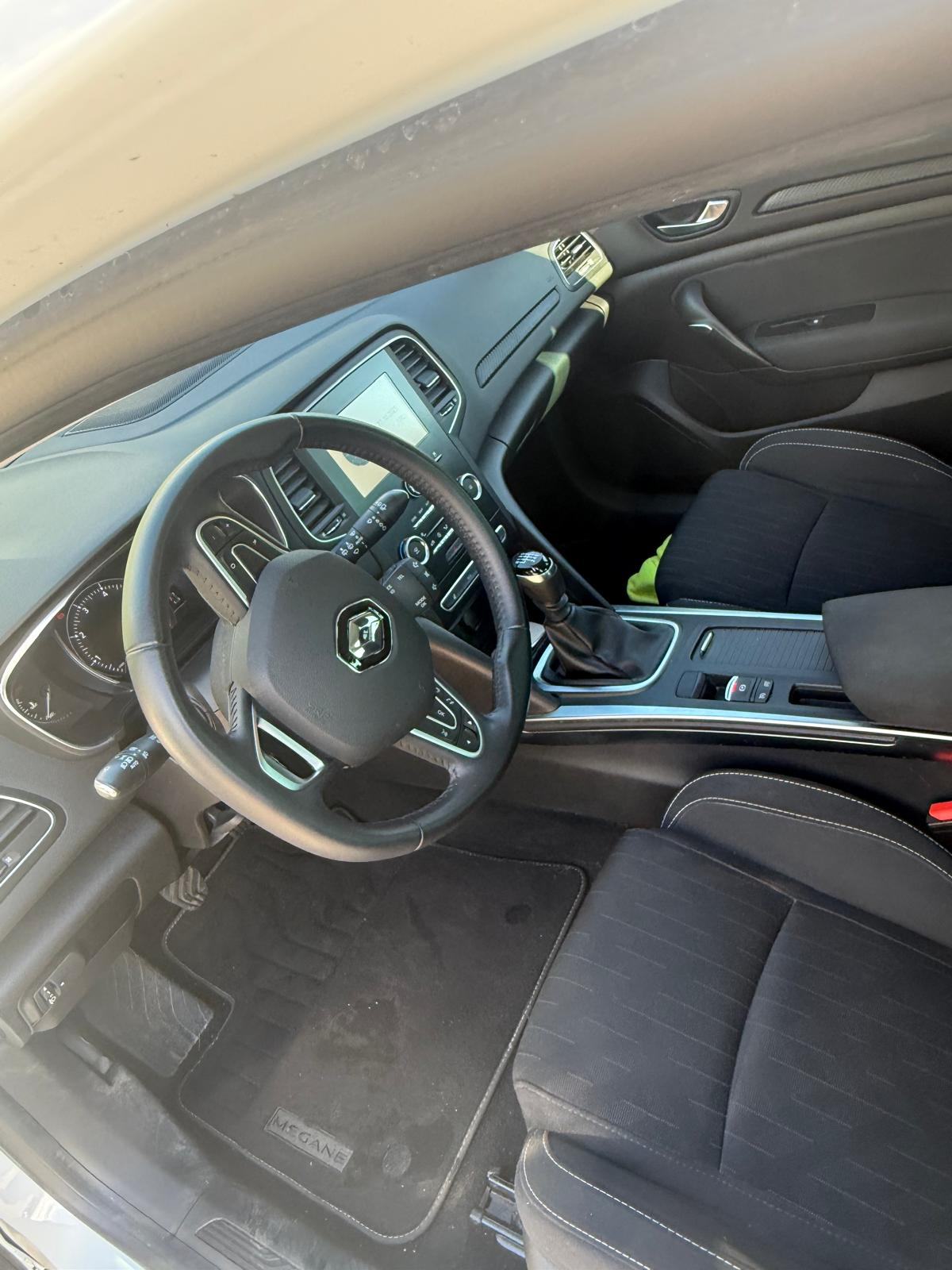 Renault Megane TCe 130, fotografija 4