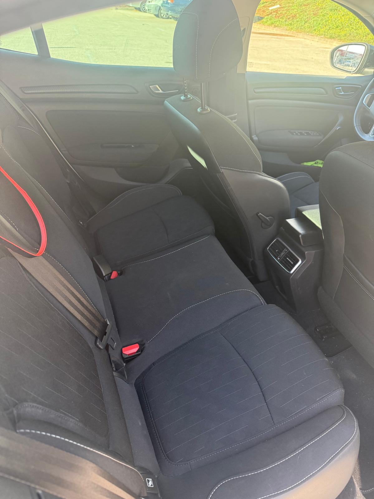 Renault Megane TCe 130, fotografija 11