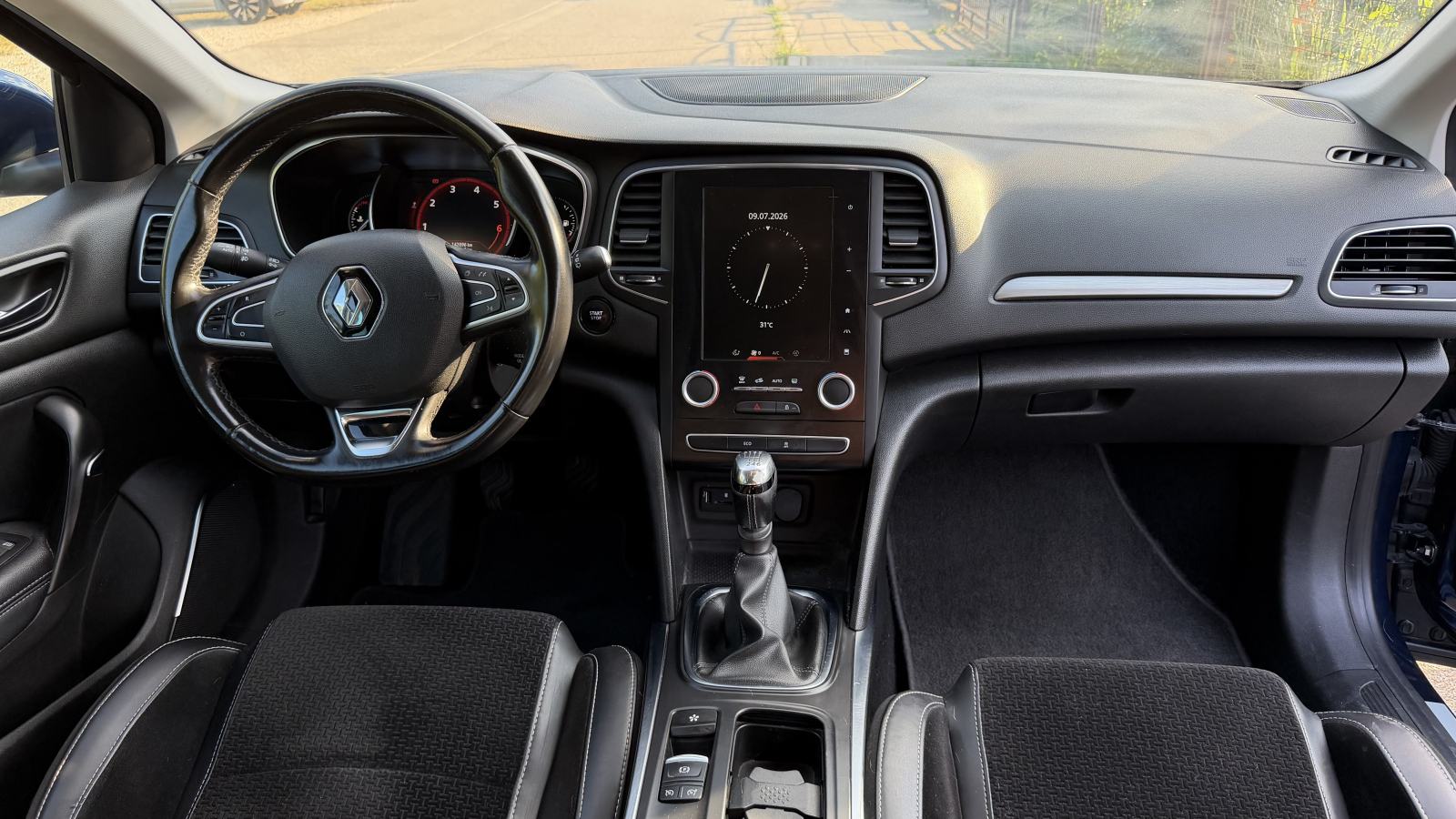 Renault Megane TCe 130, fotografija 6