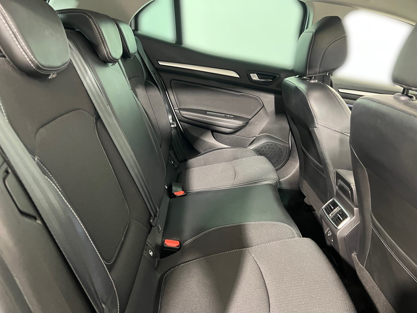 Renault Megane TECHNO DCI 115 EDC - 3 godine jamstva, fotografija 20