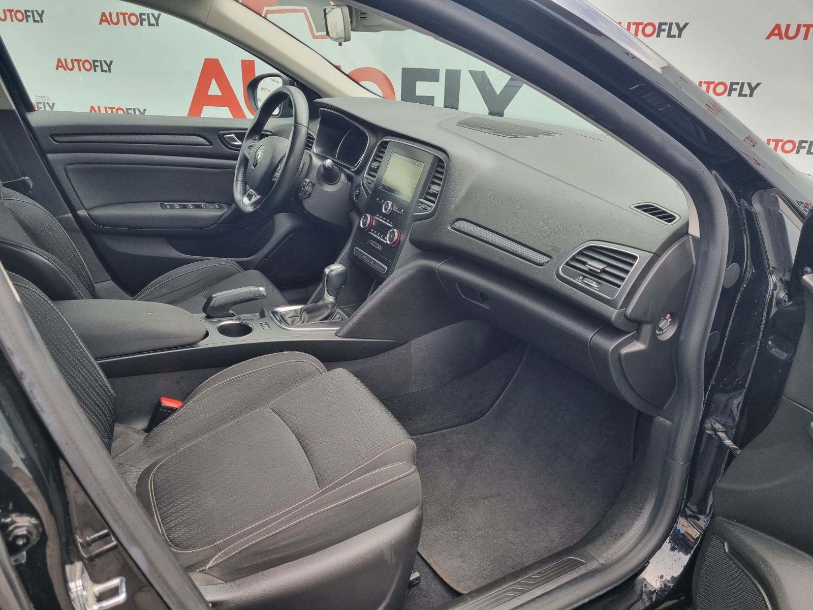 Renault Megane 1.5 dCi EDC, Keyless GO, Navi, Tempomat, PDC, Led, fotografija 18