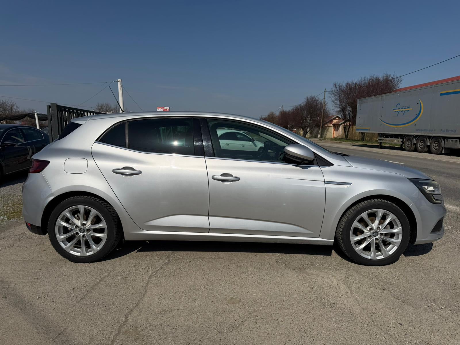 Renault Megane 1.5 dci INTENS, fotografija 5