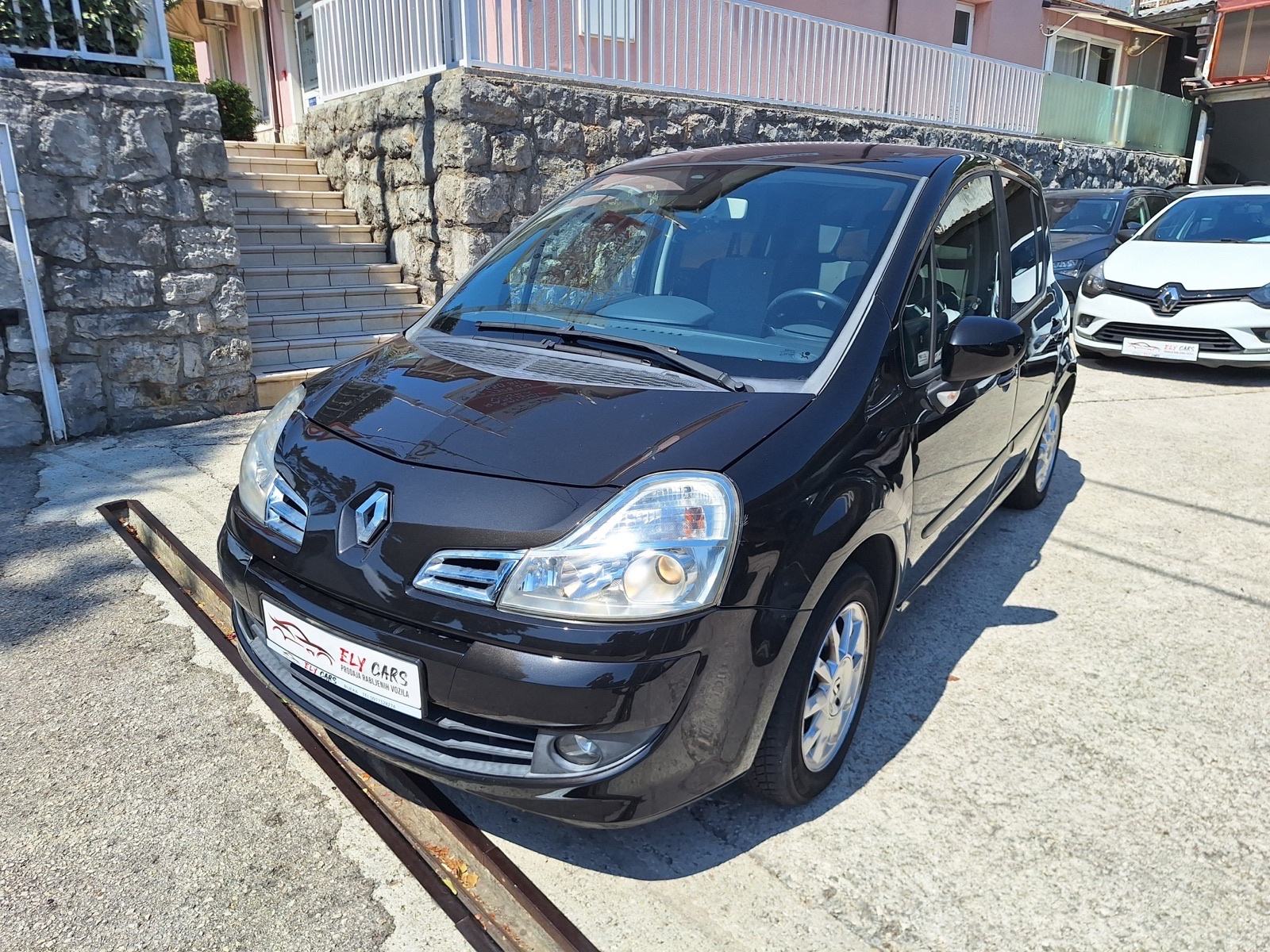Renault Modus 1,2 16V automatik PANORAMSKI KROV, fotografija 2