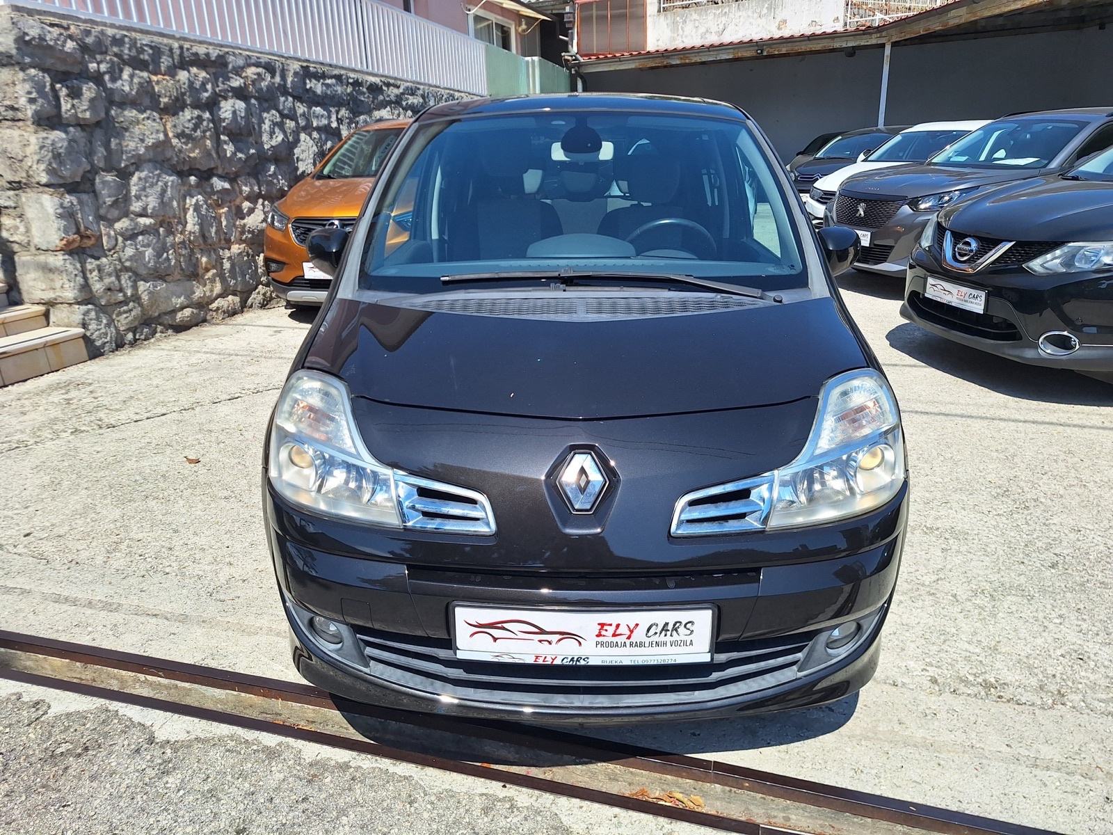Renault Modus 1,2 16V automatik PANORAMSKI KROV, fotografija 3