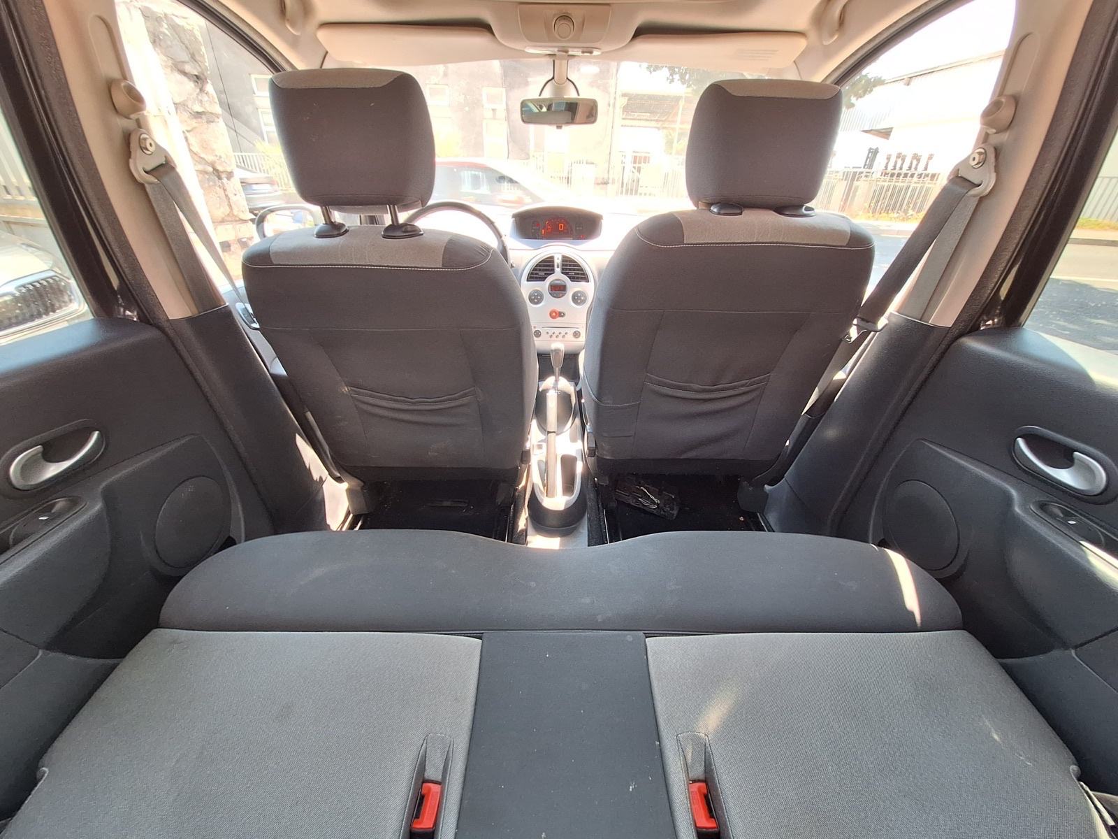 Renault Modus 1,2 16V automatik PANORAMSKI KROV, fotografija 20