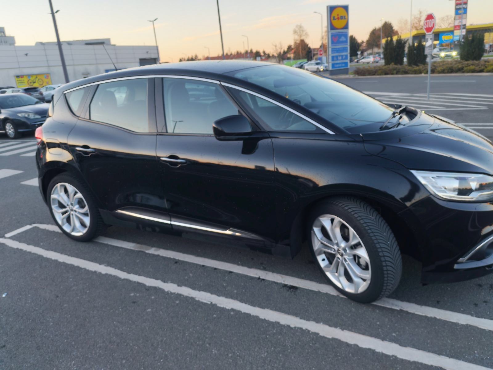 Renault Scenic 1,2 TCe 130, fotografija 4