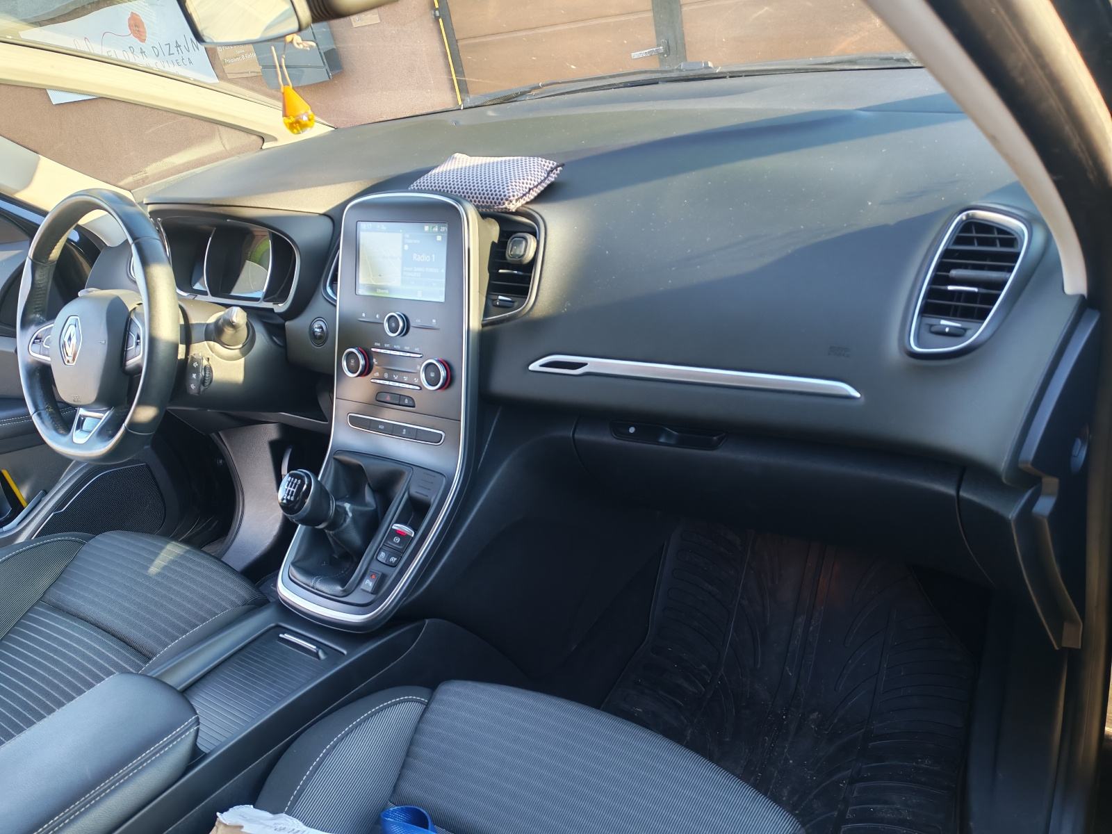 Renault Scenic 1,2 TCe 130, fotografija 7