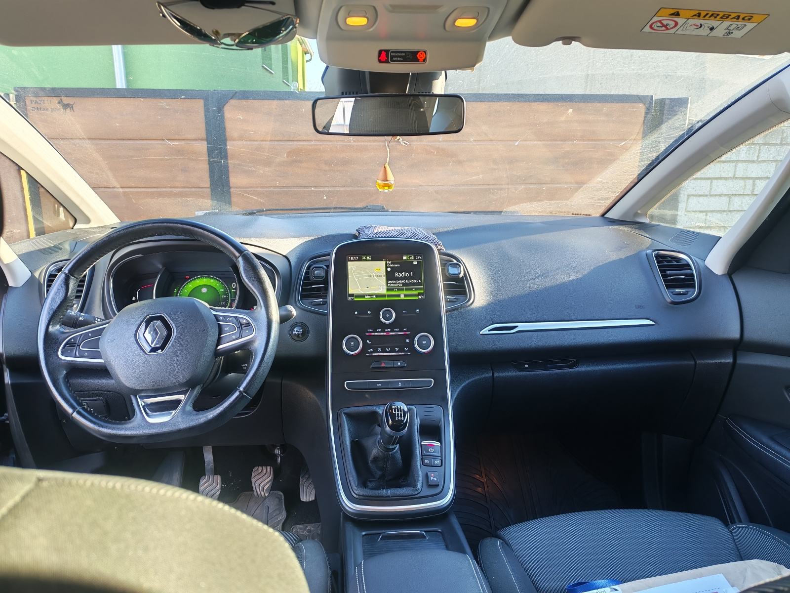 Renault Scenic 1,2 TCe 130, fotografija 9