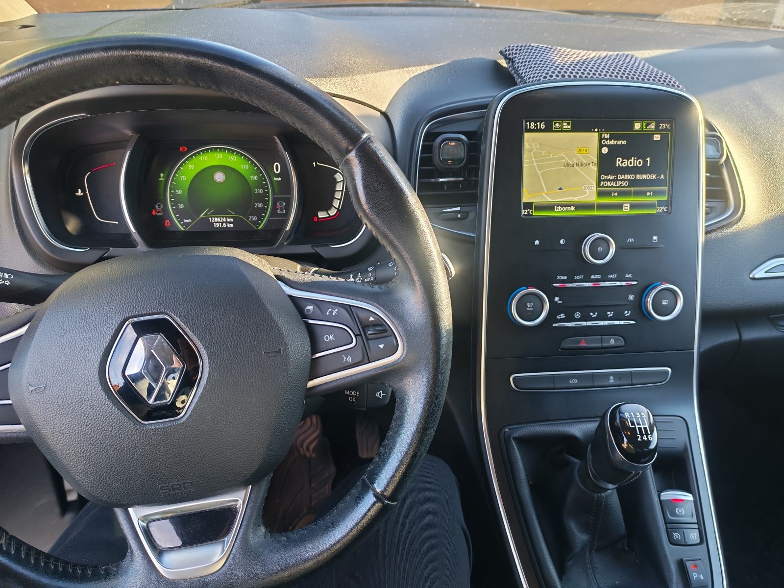 Renault Scenic 1,2 TCe 130, fotografija 11