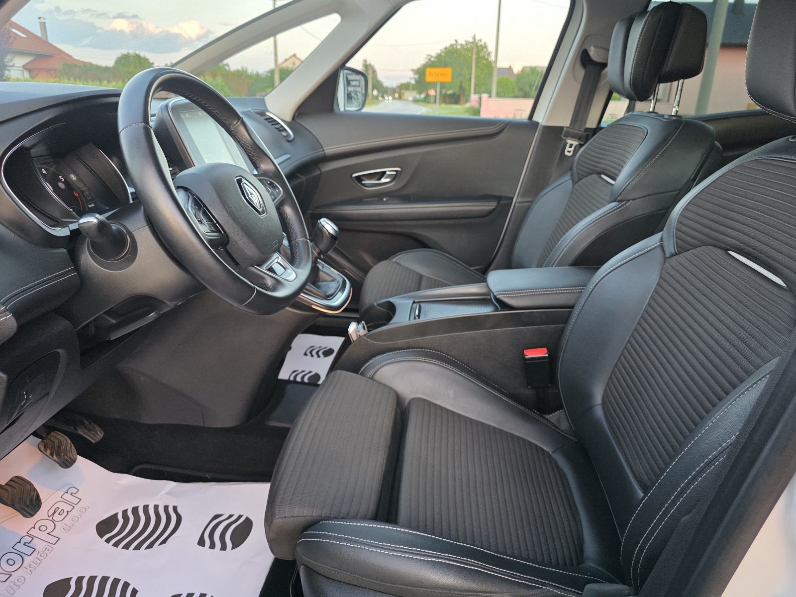 Renault Scenic 1.3 TCe INTENS,103kw,MOGUČNOST BRZOG KREDITA, fotografija 10