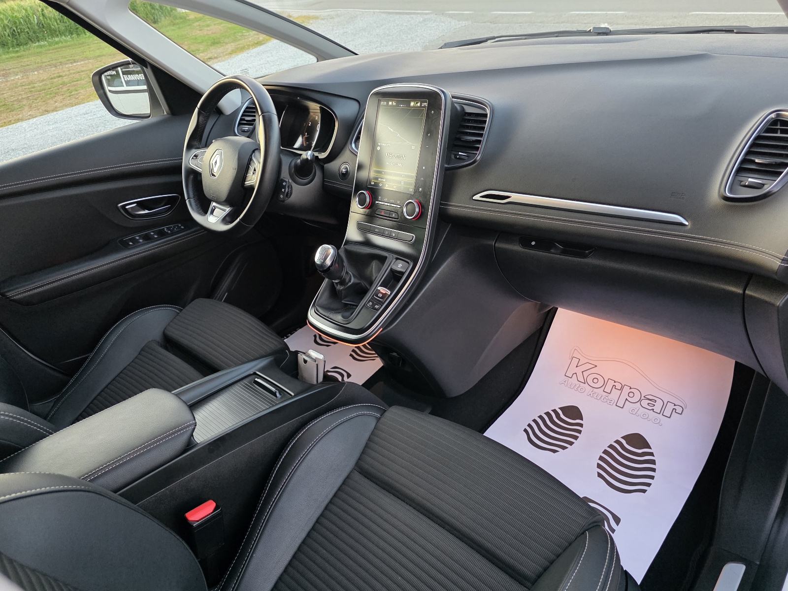 Renault Scenic 1.3 TCe INTENS,103kw,MOGUČNOST BRZOG KREDITA, fotografija 12