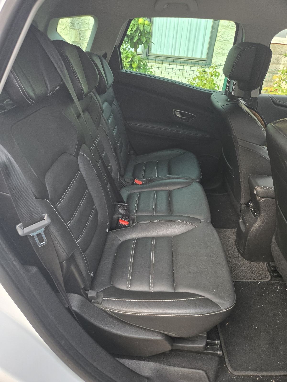 Renault Scenic 1.3 TCe, LED, koža, Navigacija, Head-up display, fotografija 9