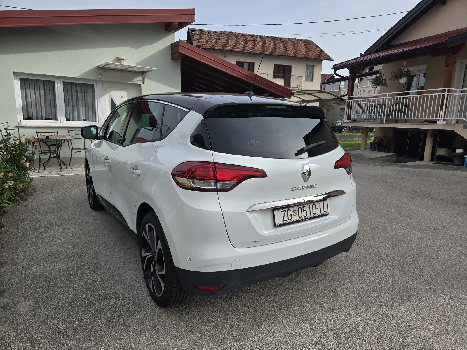 Renault Scenic 1.3 TCe, LED, koža, Navigacija, Head-up display, fotografija 4