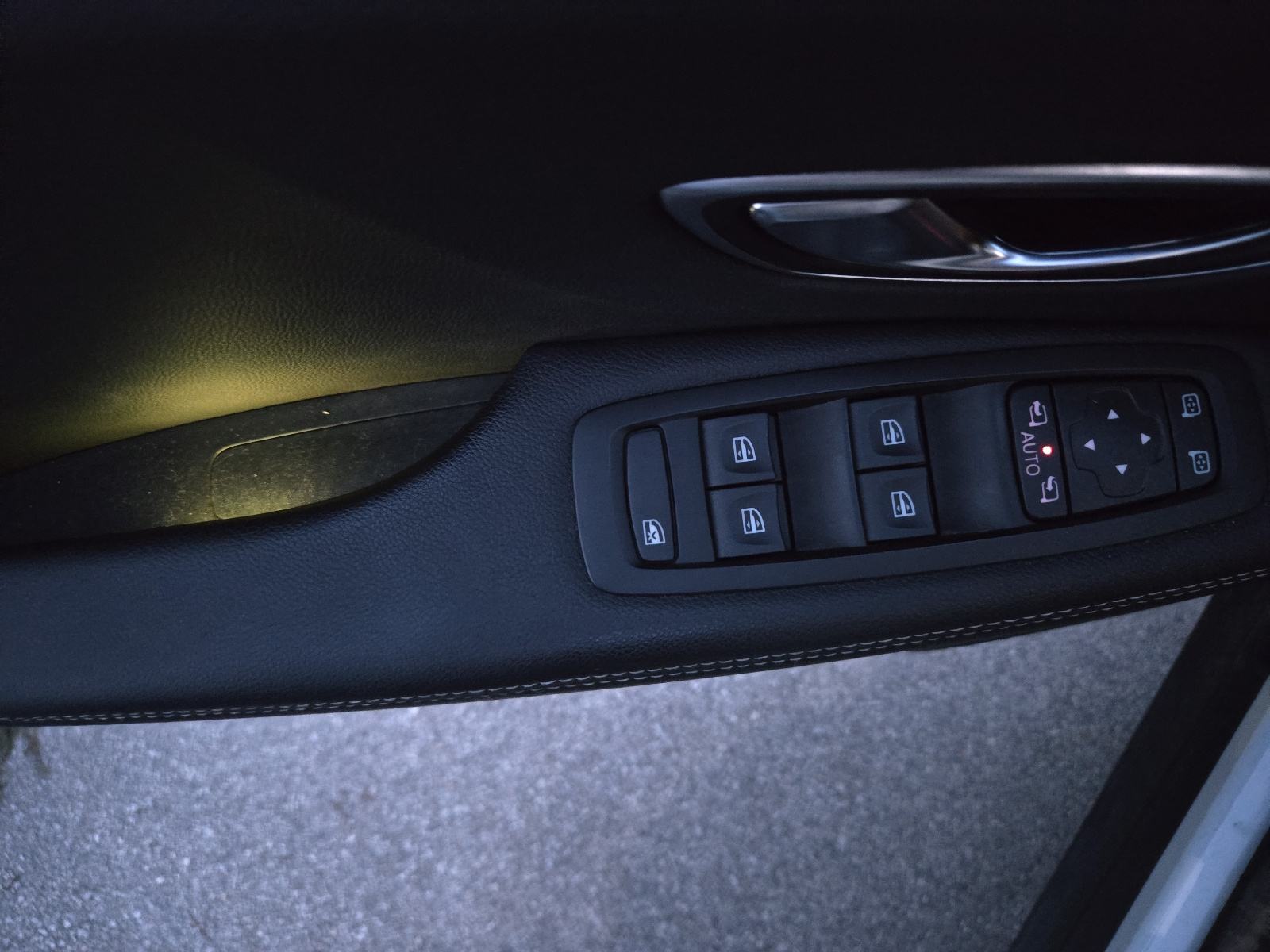 Renault Scenic 1.3 TCe, LED, koža, Navigacija, Head-up display, fotografija 18