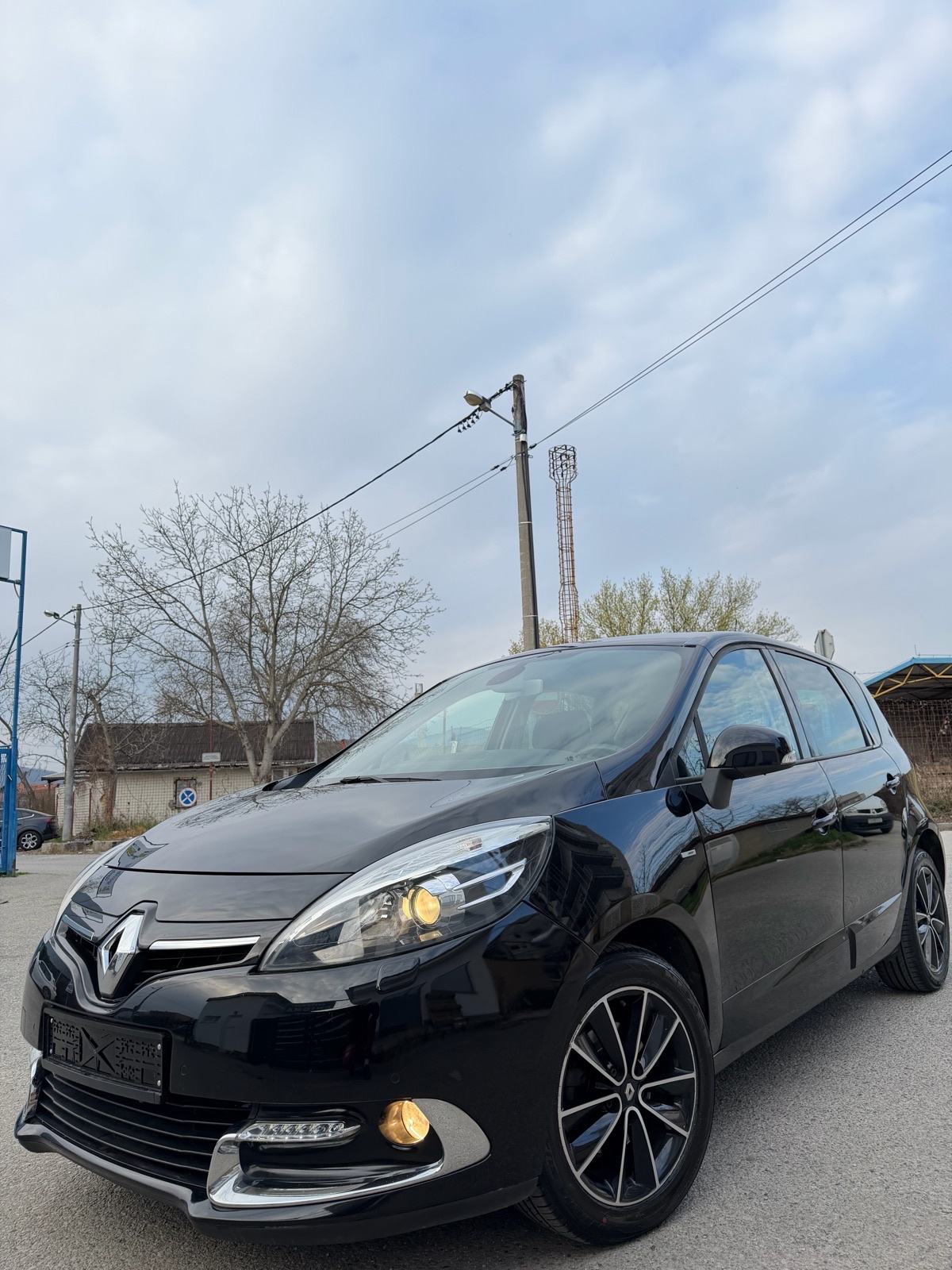 Renault Scenic 1,5 dCi *BOSE*FULL OPREMA*NOVI SET ZUPCASTOG/KVACILA*, fotografija 1