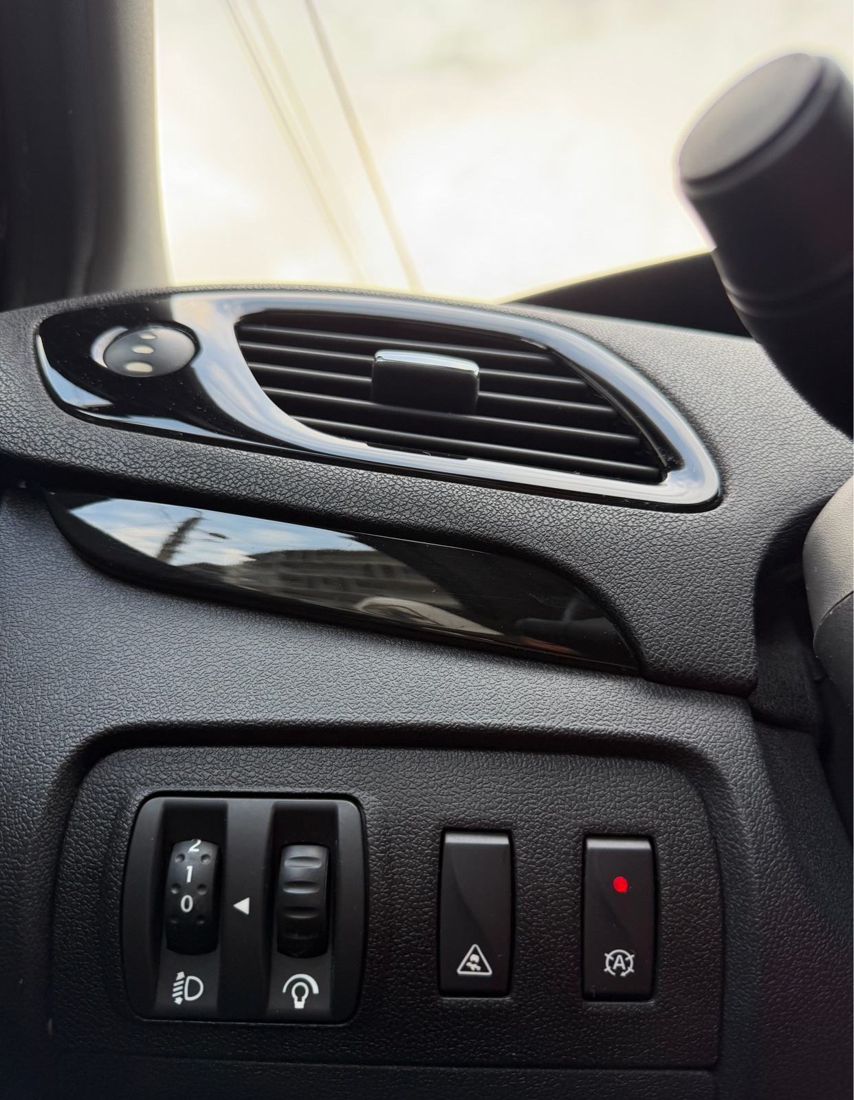 Renault Scenic 1,5 dCi *BOSE*FULL OPREMA*NOVI SET ZUPCASTOG/KVACILA*, fotografija 14